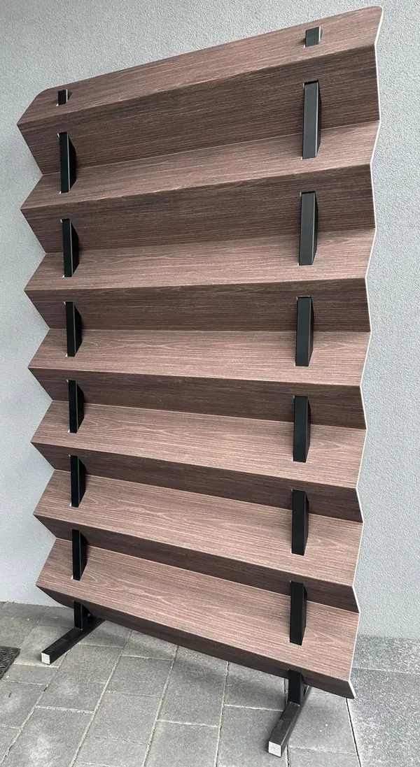 Panely V-cut