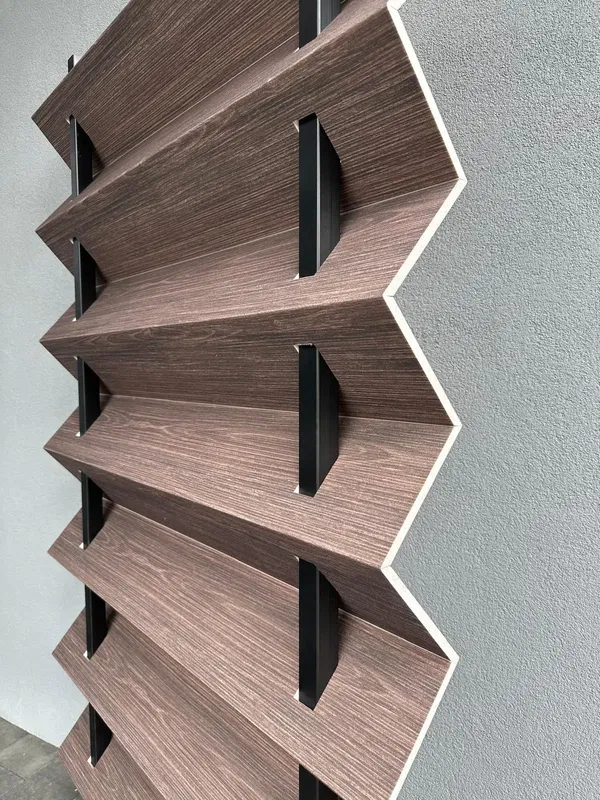 Panely V-cut