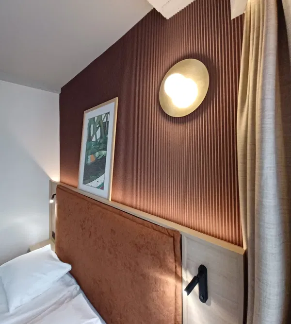 Energická akustika v hotelu Qubus