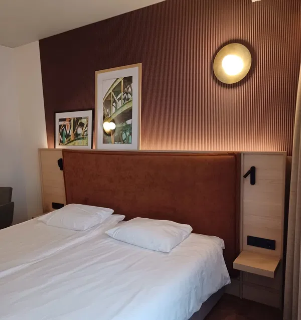 Akustický filc v hotelu